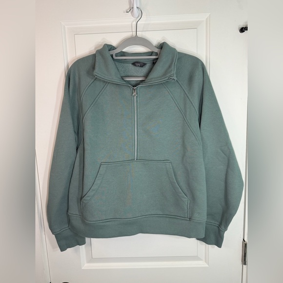 Danskin Teal Cropped Sweater - Picture 1 of 3